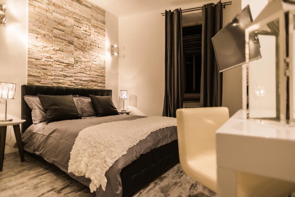 Trevi & Pantheon Luxury Rooms Roma Camera foto